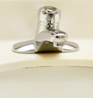 洗面所・洗面台の蛇口から水漏れ・つまり修理